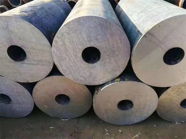 鶴崗35crmo厚壁無縫鋼管